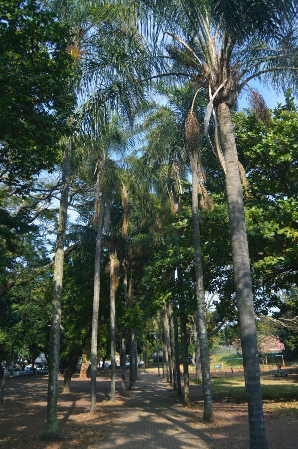 Essenwood Park Hotel Durban Buitenkant foto